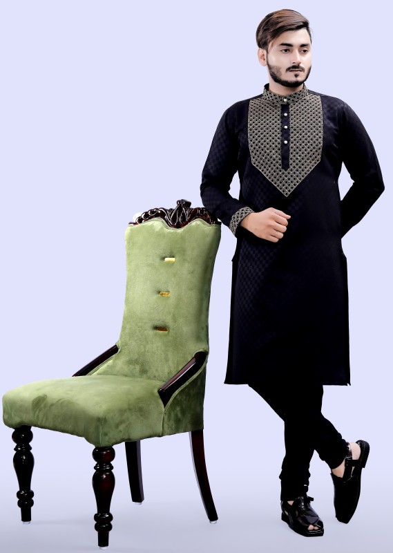 Tibra Collection Men Kurta Pyjama Set