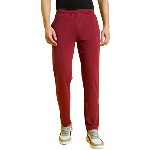 Lakme Unreal Glow Primer, infused with luminescent pearls, lightweight sheer texture, long-lasting makeup (30ml)