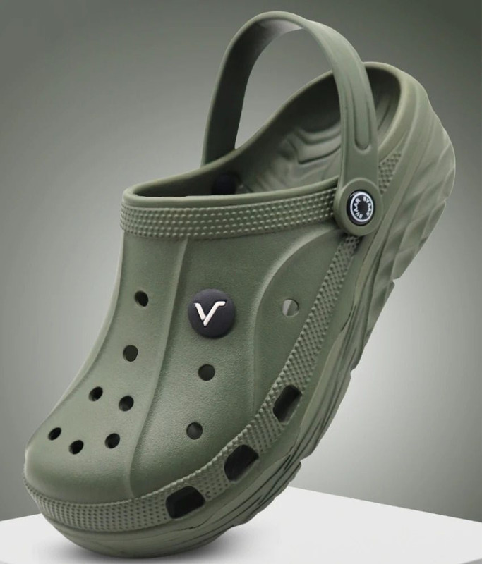 Svaar Men Clogs(Olive, Green , 8)