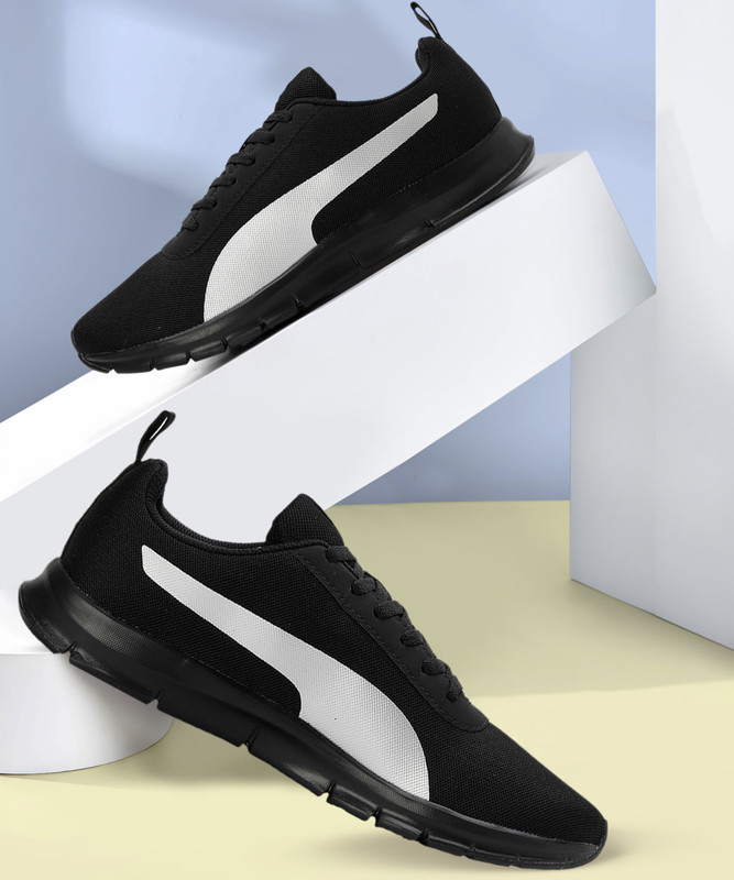 PUMA Spikter Sneakers For Men(Black , 9)