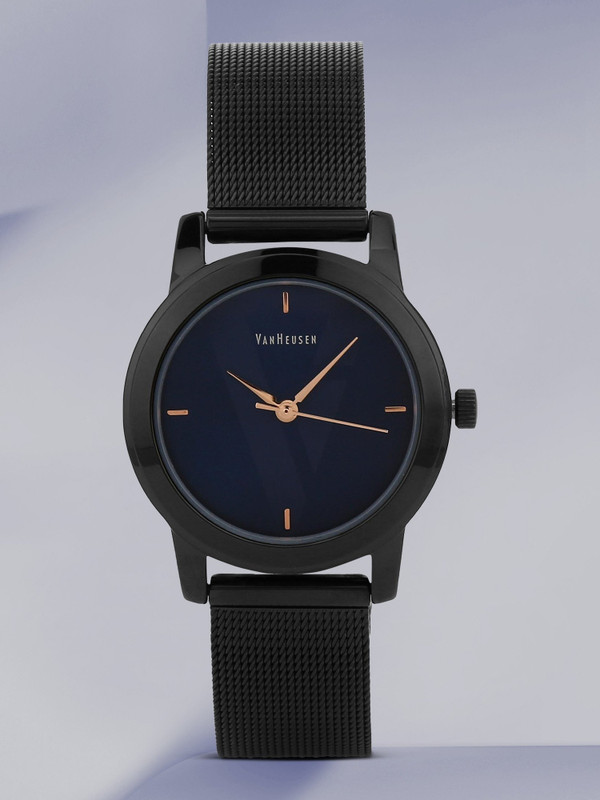 RR Signature Supremo Plus 10L Storage Water Heater |Glass Line Tank|8 Bar, High Rise Buildings |2 Yr Warranty on Product & 6 Yr on Tank by RR | Free Installation & Pipes