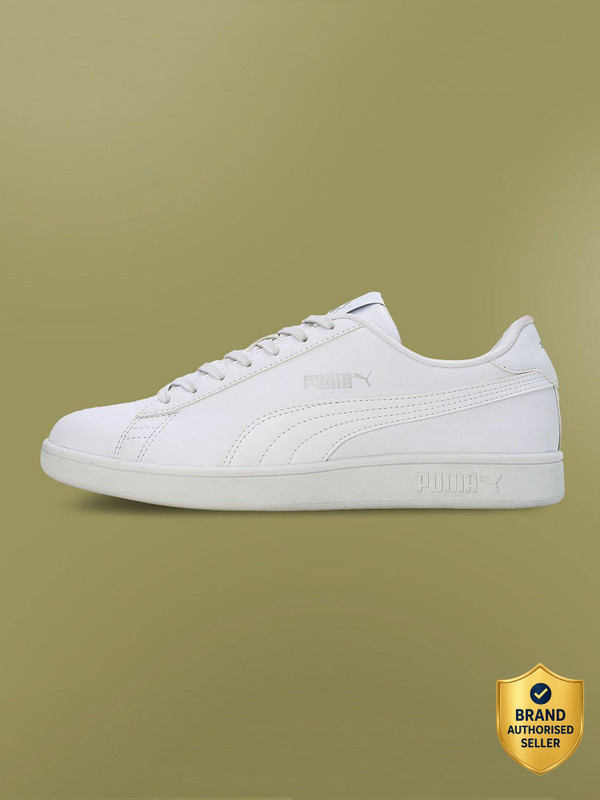 PUMA Smashic Sneakers For Men(White , 10)